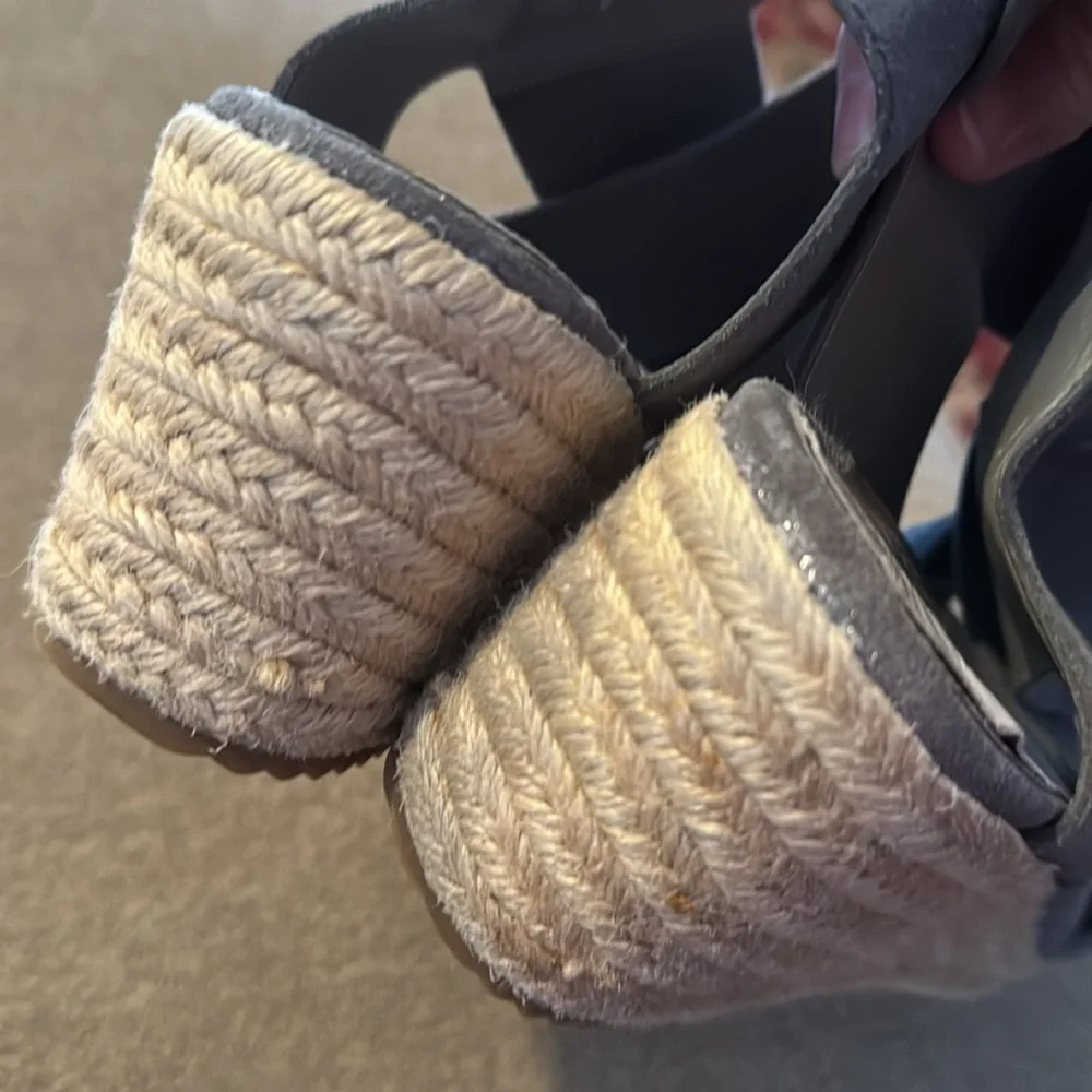 Eileen Fisher Platinum Silver Suede Espadrille Wedge Sandals 8.5 (TD)